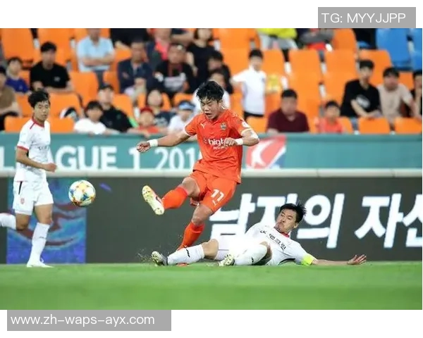 济州联与韩国现代的激烈对决揭示了韩国足球的竞争魅力与战术智慧